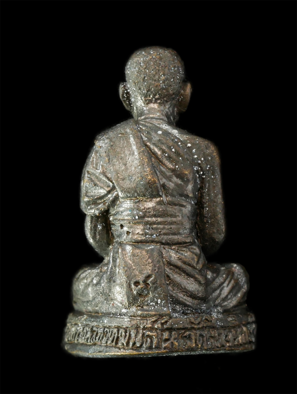 6May25 (153)bp.jpg - รูปหล่อหลวงพ่ออ่วม วัดศรีเจริญ ต.ศิลาดาน อ.มโนรมย์ จ.ชัยนาท เนื้อนวะโลหะ พระเก่าสวย พร้อมกล่องเดิมๆ#1 | https://kamulet.in.th